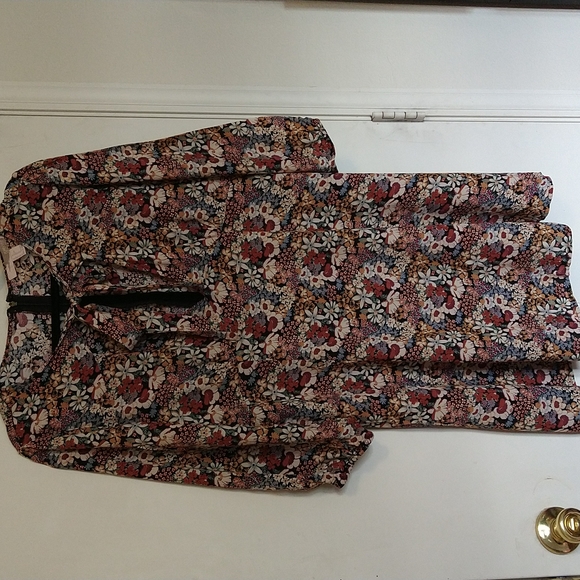 Forever 21 blouse - Picture 1 of 6